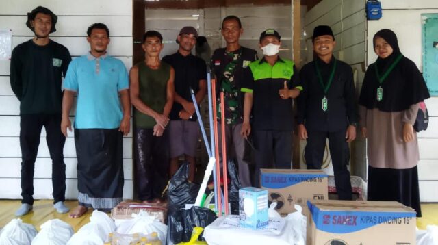 LDMI Bersama Al-Mumtaz Gelar Kegiatan Berbagi Untuk Mualaf