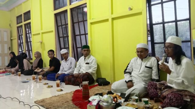 Tausiah Agama oleh KH. Zainul Fata Al-Warisi (Dewan Penasehat LSKM Pontianak)