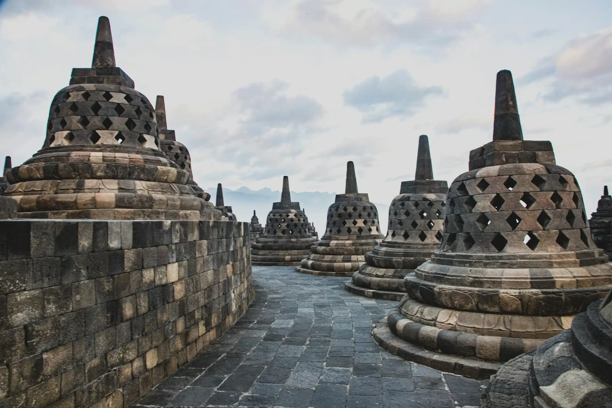 Paket Wisata Jogja murah untuk backpaker