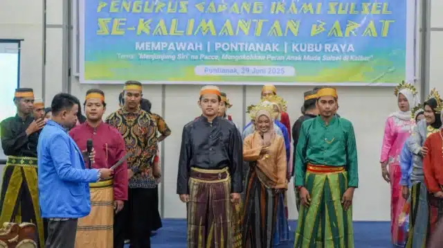 Dok. Prosesi Pelantikan Pengurus Cabang IKAAMI SULSEL Cabang Pontianak, Kubu Raya dan mempawah yang dipimpin langsung oleh Ketua Umum Pengurus Besar PB IKAMI SULSEL Sdr. Andi In'amul Hasan