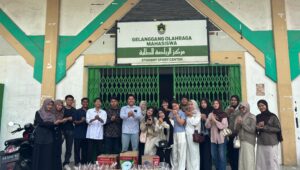 Sinergi Mahasiswa dan Komunitas Sosial: DEMA IAIN Pontianak Berbagi di Pondok Pesantren Kubu Raya