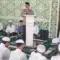 Kasat Binmas Polres Kubu Raya memberikan penyuluhan kepada santri pesantren