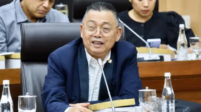 Pengentasan kemiskinan melalui investasi produktif dan penciptaan lapangan kerja
