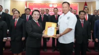 Karolin Ketua KONI menegaskan komitmen memperkuat pembinaan olahraga dan prestasi atlet di Kabupaten Landak.