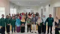 Guru MTs mengikuti workshop kesejahteraan guru madrasah di Aula MAN 2 Pontianak
